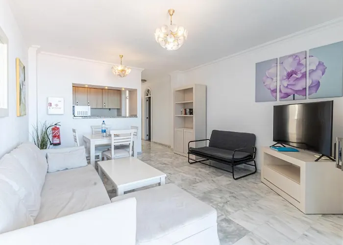 Apartamentos Lago Hotel *